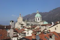 Via Rusconi 10 - byMyHomeinComo