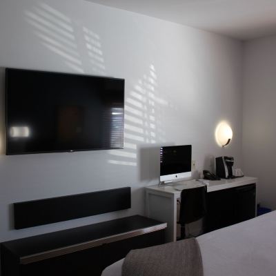 Standard King Room Le Dauphin St-Hyacinthe Promo Code