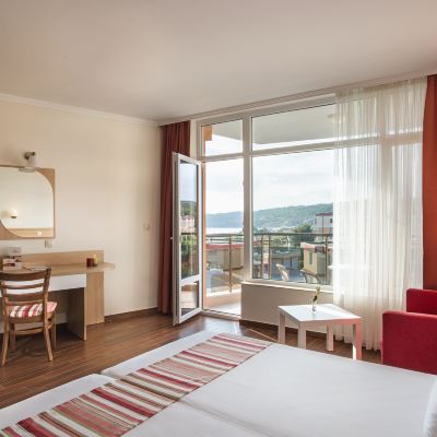 Twin Room, Balcony (2+1) Hotel Miramar - Half Board Promo Code