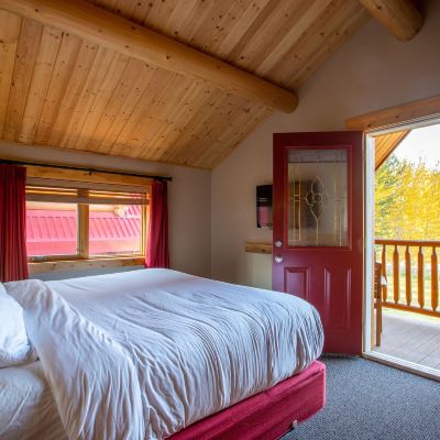 Miette Executive Cabin Miette Mountain Cabins Promo Code