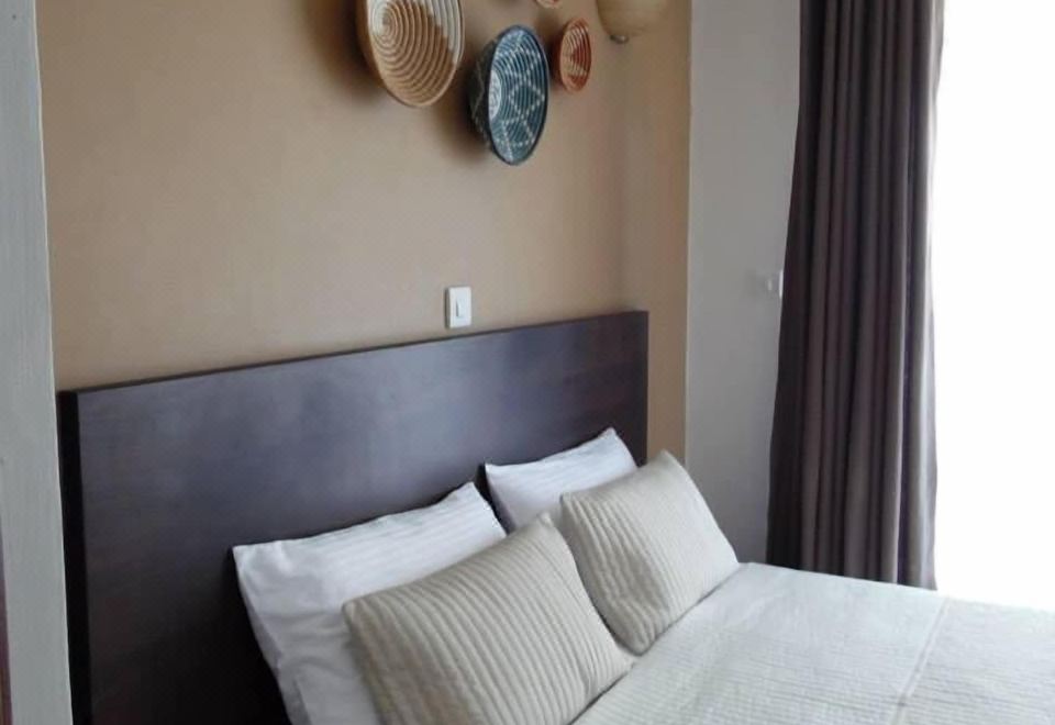 豪华双人房-泳池侧