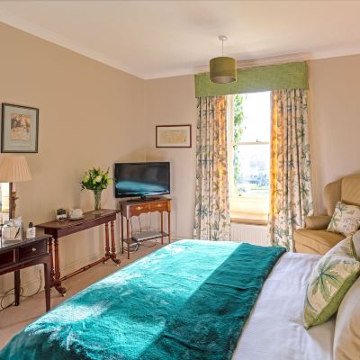 Classic Room (Thwaite) - Private External Bathroom The Burgoyne Hotel Promo Code