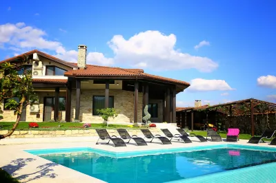 Villa Heaven Hills Hotels in 