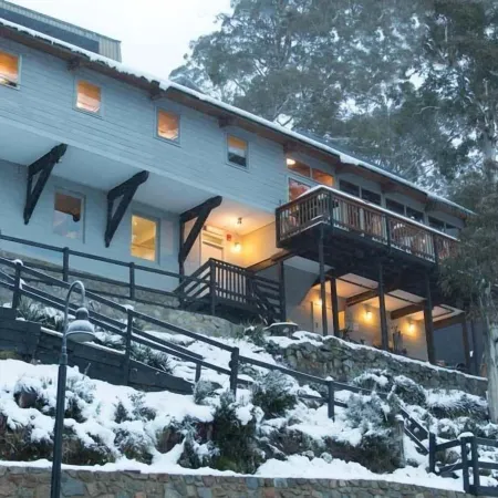 Aneeki Ski Lodge