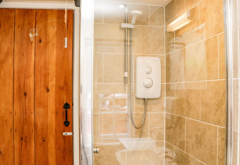 Black Gem CottageCottage