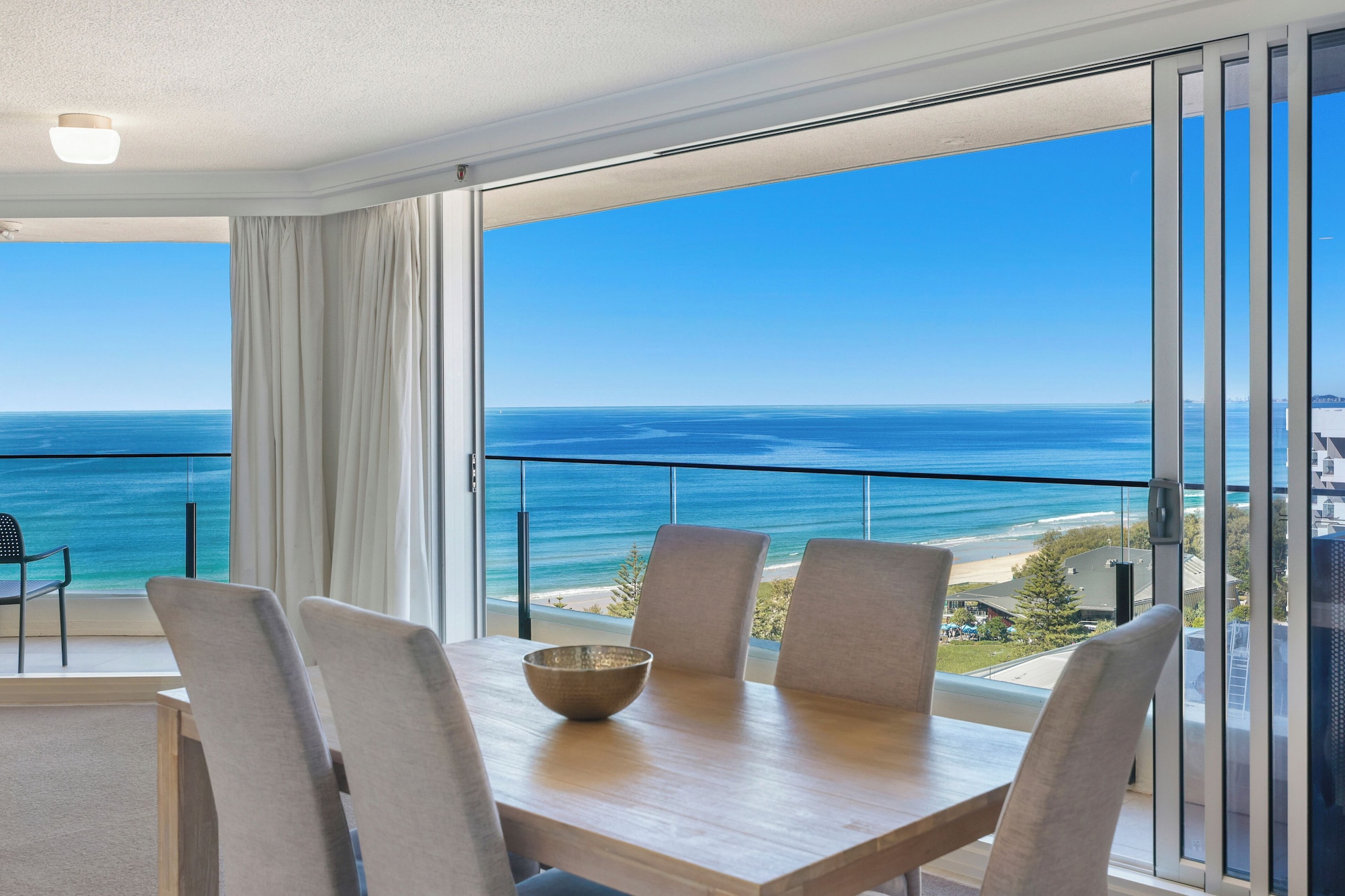 两卧室海景公寓