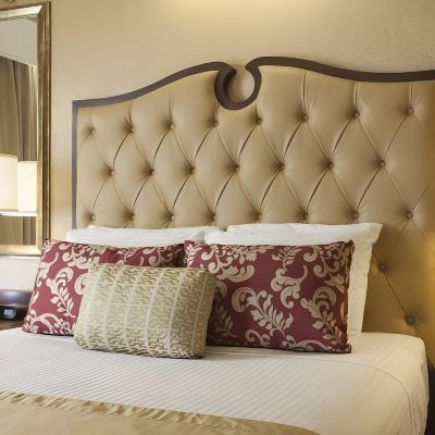 高級特大床客廳8號房 喬治國王飯店優惠