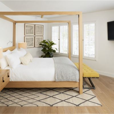 Deluxe Queen Room The Landsby Promo Code