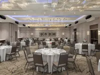 Hampton Inn & Suites by Hilton Montreal-Dorval Hotels in Dorval