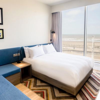 Premium Queen Room with Sofa Bed Hampton by Hilton Blackpool Promo Code