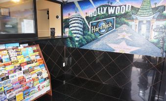 Hollywood Inn Express North
