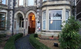 Dexby Town House - Housity