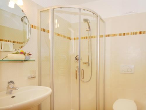 大型两卧室公寓