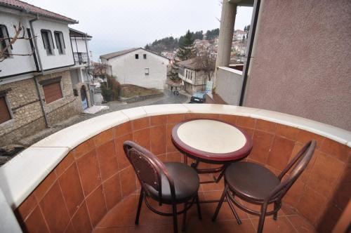 带阳台的双床房