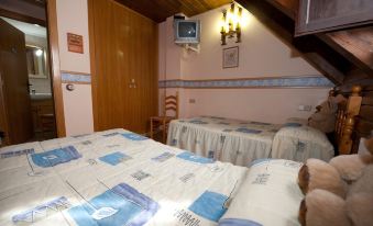 Apartment with One Bedroom in Espot, with Wonderful Mountain View, Enclosed Garden and Wifi