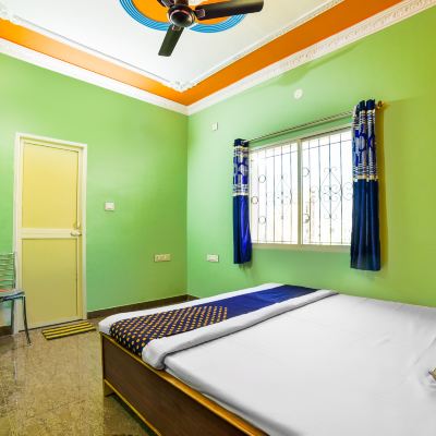Standard Double Room SPOT ON 76526 Devlok Guest House Promo Code
