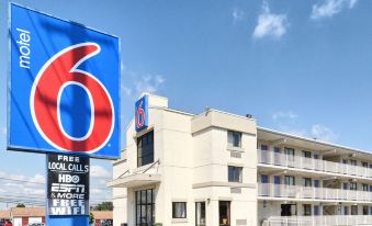 Motel 6 Maple Shade Township, NJ - Philadelphia - Mt Laurel