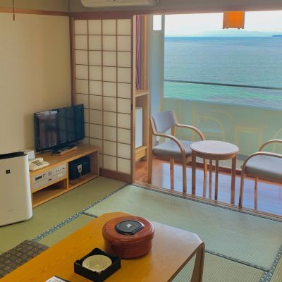 [Ocean View]■[10 Tatami] [Japanese Room] [Smoking] [Ocean View] オテル・ド・マロニエ内海温泉 クーポン