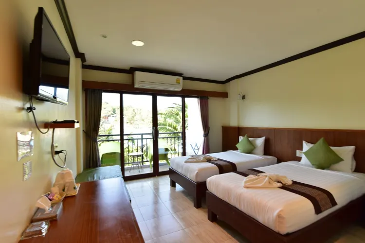 ห้องวิวสระว่ายน้ำ