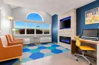 Microtel Inn & Suites by Wyndham Tulsa / Catoosa Route 66