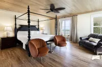 Grassy Flats Resort & Beach Club
