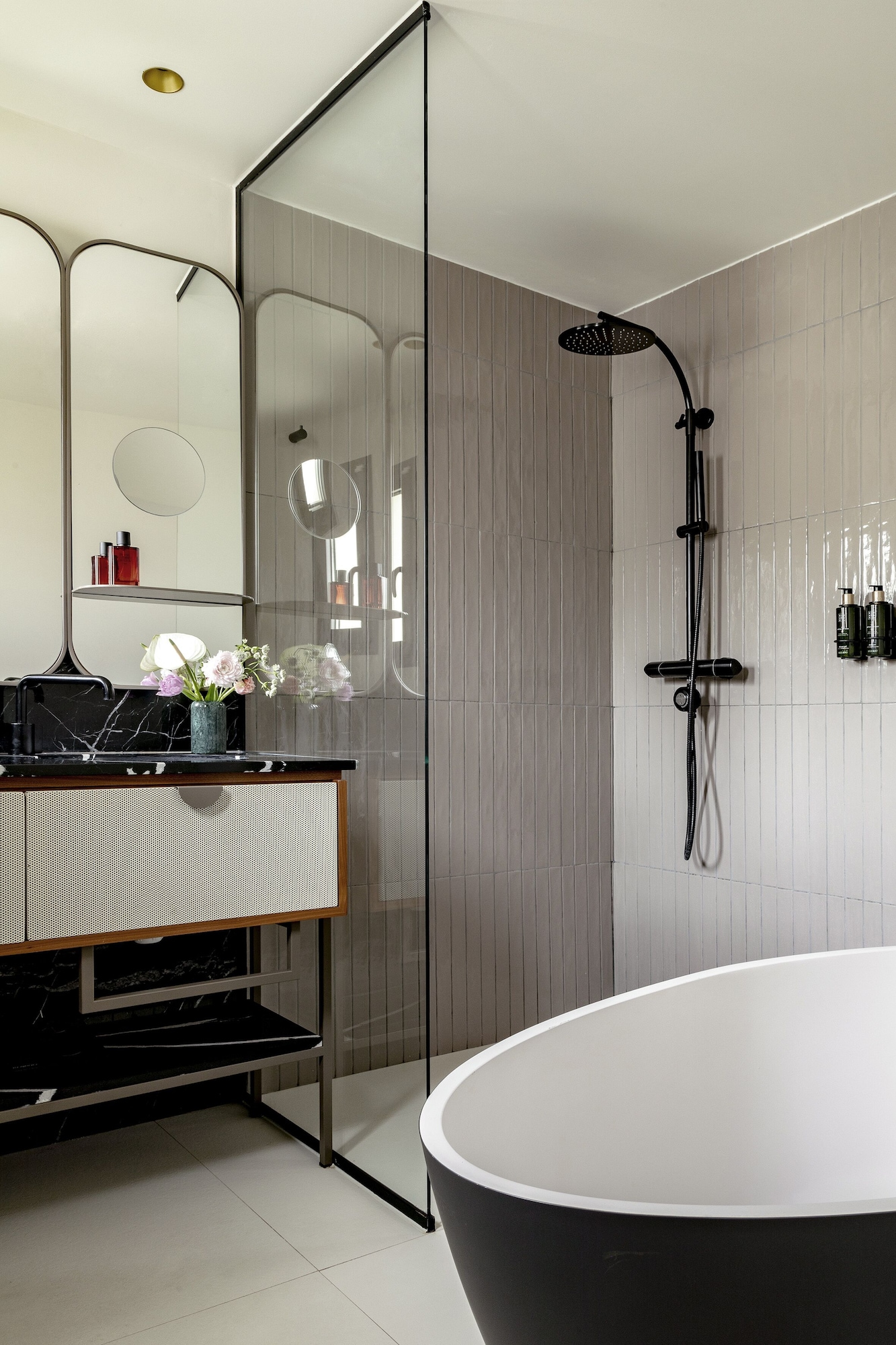 套房 （帶陽臺）