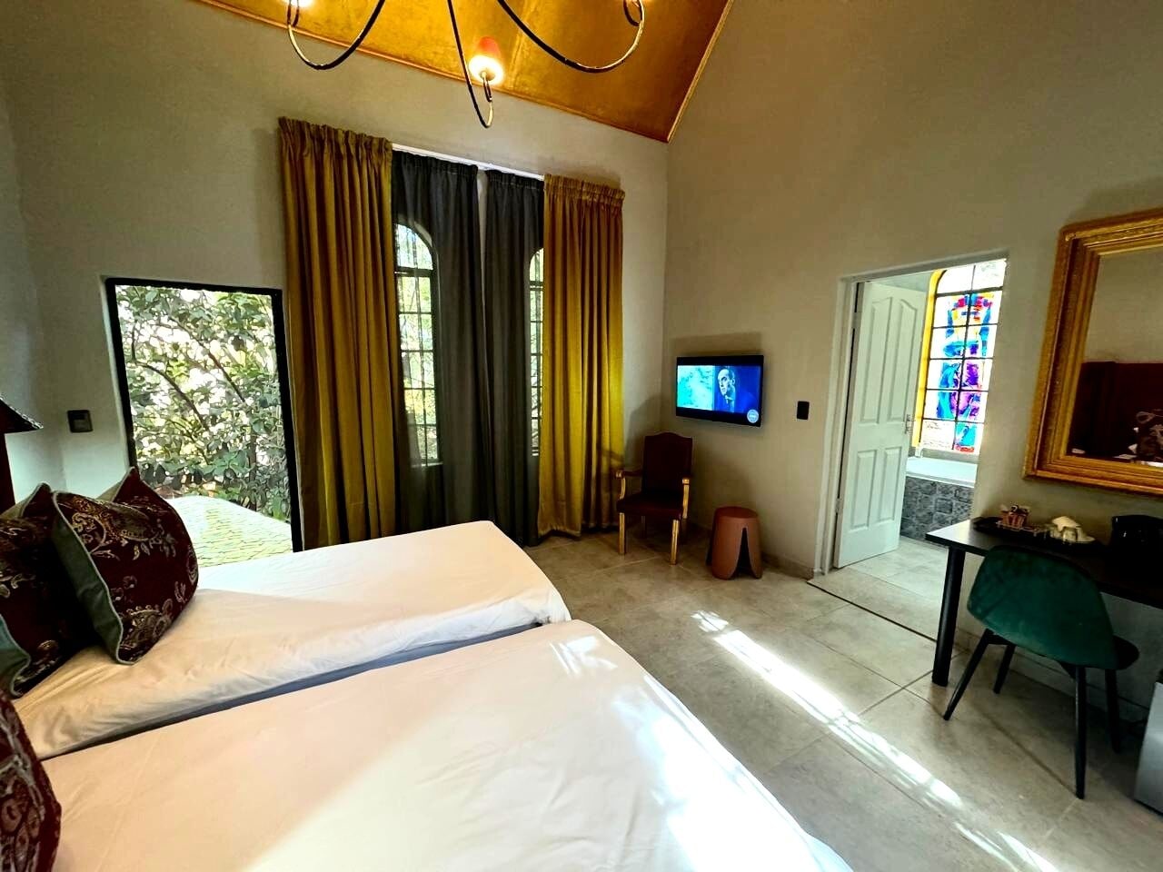 高级双床房，2张单人床