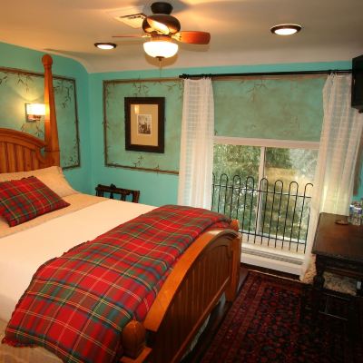 Otto's Room Alpenhof Bed and Breakfast Promo Code