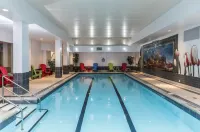 Lord Elgin Hotel