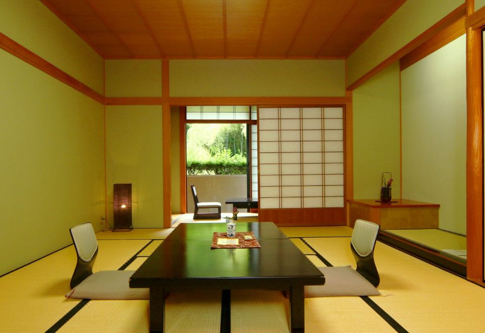 日式客房（无烟/禁烟）