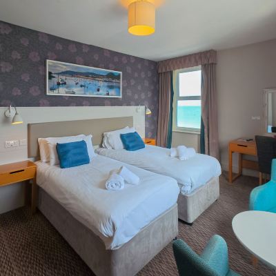Superior Twin Room County Hotel Promo Code