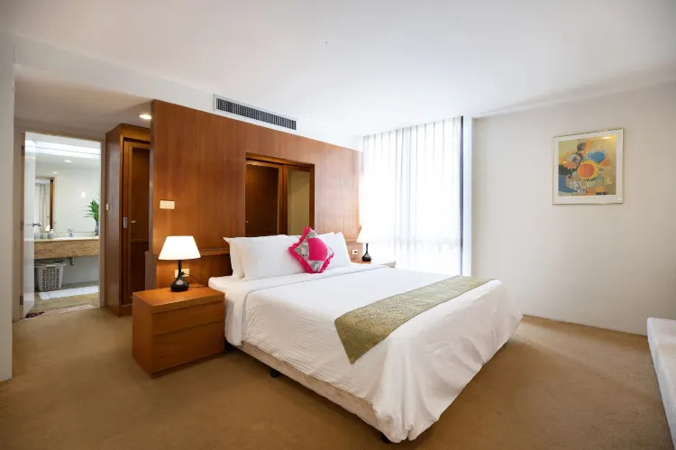 Exclusive Apartment, 3 Bedrooms, Balcony, Ocean View