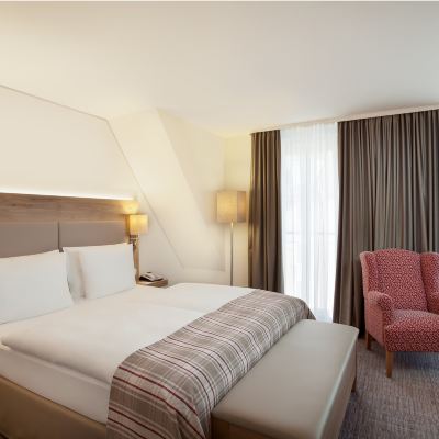 1大床1雙層床高級房 紐倫堡市中心假日酒店 - IHG 旗下酒店優惠
