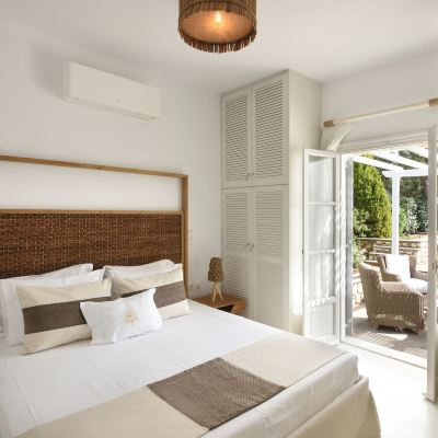 Deluxe Villa, 4 Bedrooms, Private Pool, Sea View (Zefyros) Amalgam Homes Paros Promo Code