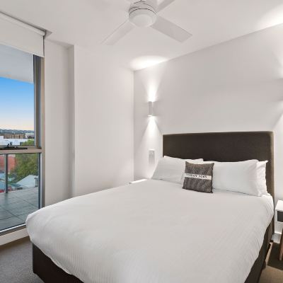 2 Bedroom Deluxe Apartment District Fitzroy Promo Code