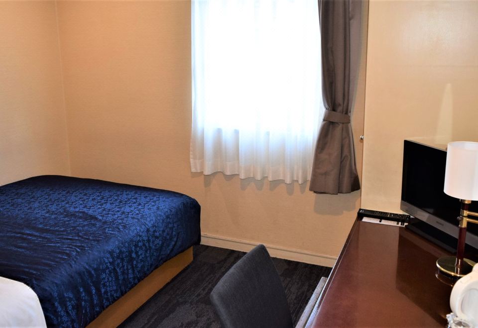 主楼大床房B-禁烟