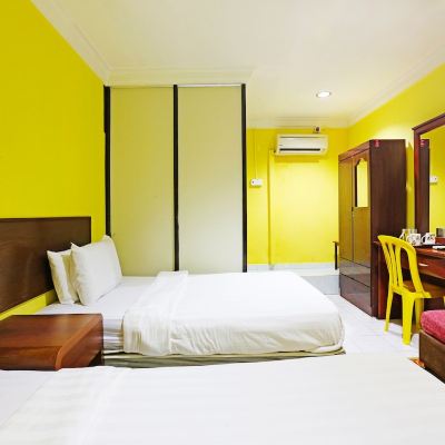 Bilik Kembar Standard Kupon OYO 89822 Hotel As Salam