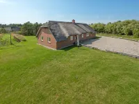 "Jorkin" - 1.8km from the Sea Hotels in Ulfborg