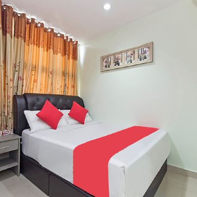 Bilik Deluxe Double Kupon OYO 444 KL Empire Hotel