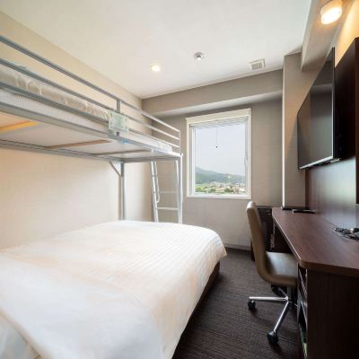 スタンダードダブルルーム(喫煙) スーパーホテル愛媛・大洲インター　 クーポン