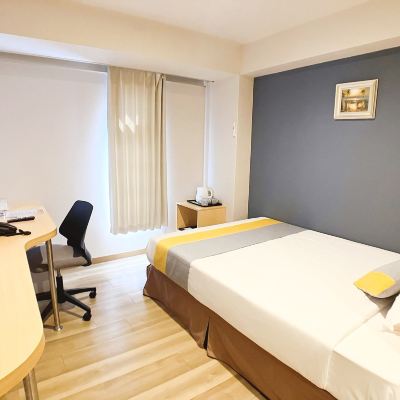 雙人床房 那霸維多利亞飯店-沖繩本島優惠