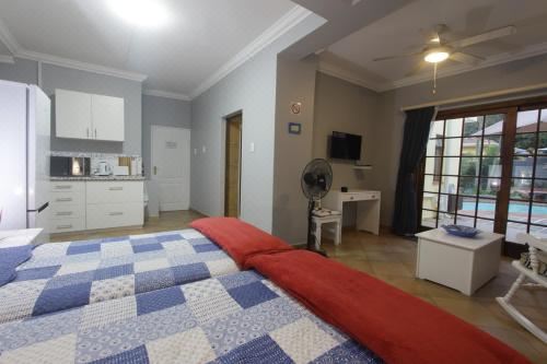 带厨房的双床间