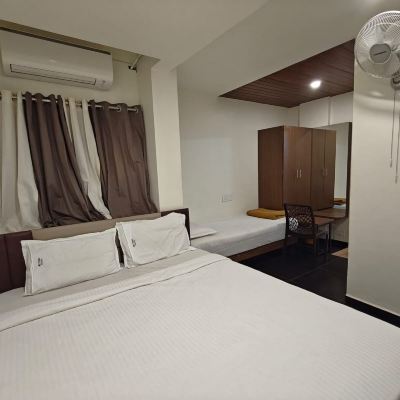 Triple Bed AC Room Metro Hotel Promo Code