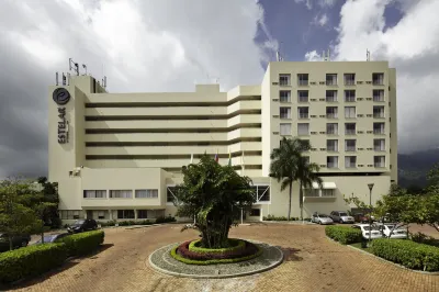 Hotel Estelar Altamira Отели в г. 