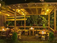 Casa de Piedra Hotels in Mindo