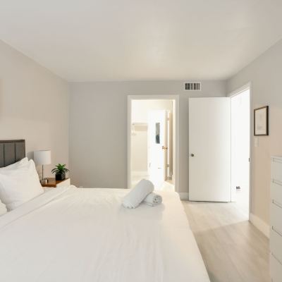 Modern One-Bedroom Apartment Artrageous on The River by RocketStay Promo Code