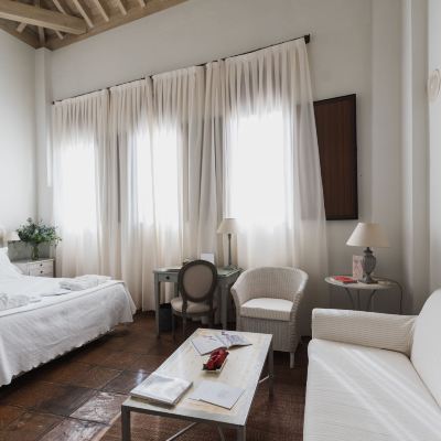Premium Room With Double Bed Palacio de Los Navas Promo Code