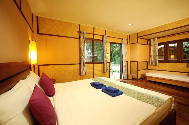 Lay Maya Cottage