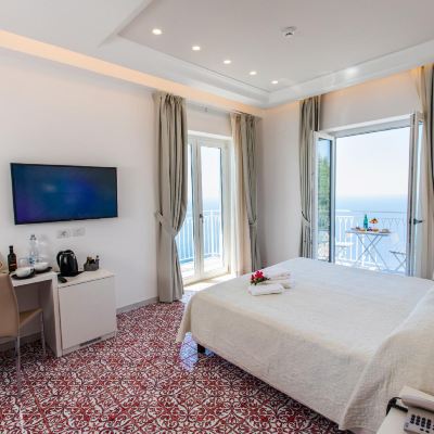 Superior King Room with Spa Bath and Terrace Hotel le Rocce Promo Code