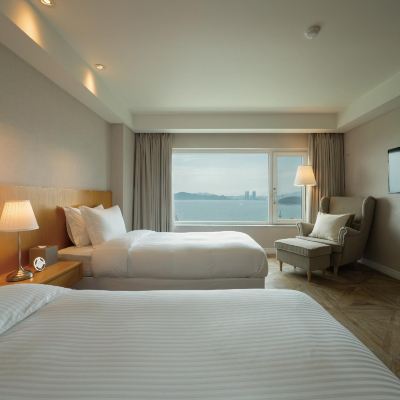 디럭스 오션 뷰 트윈룸 호텔 일루아 쿠폰